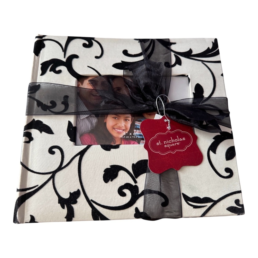 ST NICHOLAS Square Photo Album Gift Set 2 Pack Damask Black 4x6 Holds 320 Photos